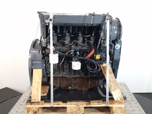 Deutz D2011 L04 Engine (Plant) - Motor - Építőipari gépek: 3 kép. Deutz D2011 L04 Engine (Plant) - Motor - Építőipari gépek: 3 kép.