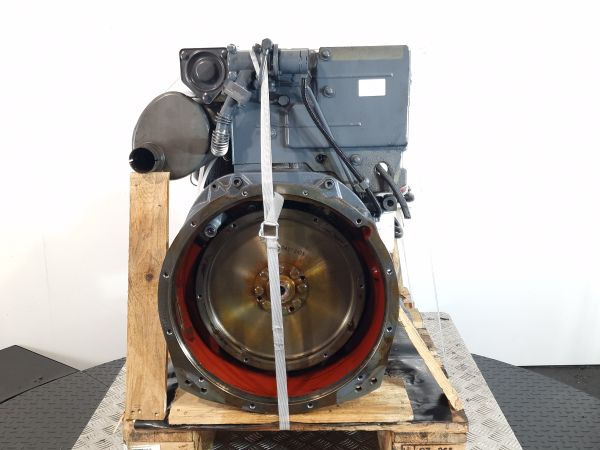 Deutz D2011 L04 Engine (Plant) - Motor - Építőipari gépek: 2 kép. Deutz D2011 L04 Engine (Plant) - Motor - Építőipari gépek: 2 kép.