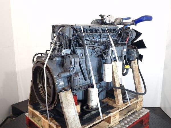 Deutz TCD 2013 L06 2V Engine (Industrial) - Motor - Ipari gép: 1 kép. Deutz TCD 2013 L06 2V Engine (Industrial) - Motor - Ipari gép: 1 kép.
