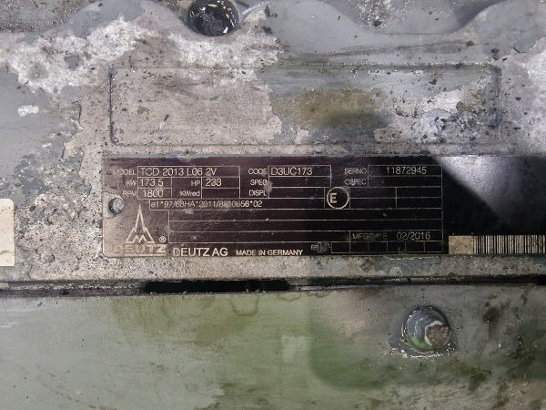 Deutz TCD 2013 L06 2V Engine (Industrial) - Motor - Ipari gép: 2 kép. Deutz TCD 2013 L06 2V Engine (Industrial) - Motor - Ipari gép: 2 kép.
