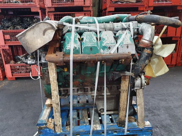 Motor - Ipari gép Deutz TCD2015 V08: 6 kép.