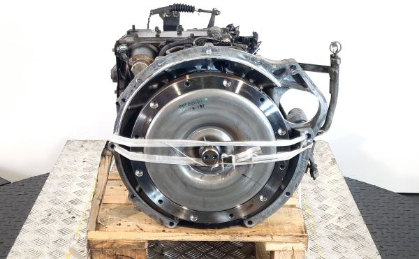 Isuzu PB-NKR81A Automatic Gearbox - Sebességváltó: 2 kép. Isuzu PB-NKR81A Automatic Gearbox - Sebességváltó: 2 kép.