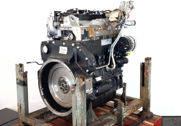 JCB 448 TA5-81E B2A Engine (Plant) JCB 4CX 5CX - Motor - Építőipari gépek: 1 kép. JCB 448 TA5-81E B2A Engine (Plant) JCB 4CX 5CX - Motor - Építőipari gépek: 1 kép.
