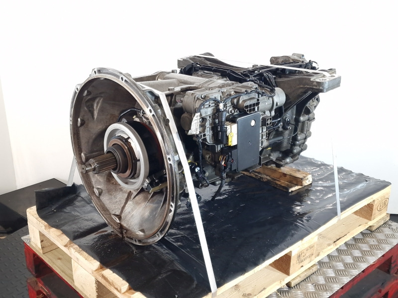 Mercedes Benz G211-12 Gearbox - Sebességváltó: 1 kép. Mercedes Benz G211-12 Gearbox - Sebességváltó: 1 kép.