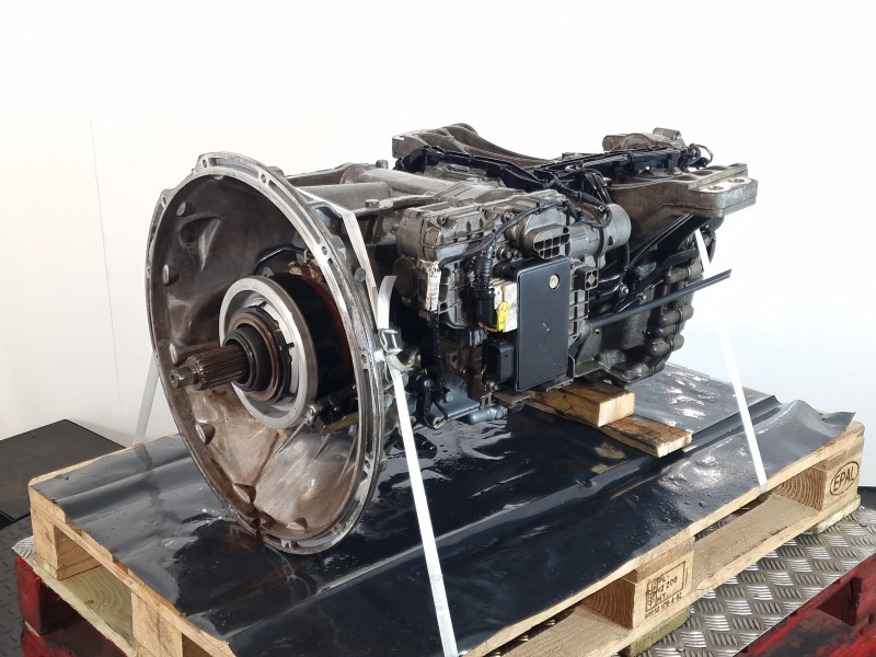 Mercedes Benz G211-12 Gearbox - Sebességváltó: 1 kép. Mercedes Benz G211-12 Gearbox - Sebességváltó: 1 kép.