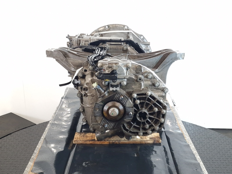 Mercedes Benz G211-12 Gearbox - Sebességváltó: 5 kép. Mercedes Benz G211-12 Gearbox - Sebességváltó: 5 kép.
