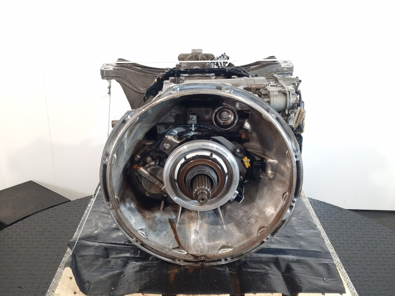 Mercedes Benz G211-12 Gearbox - Sebességváltó: 2 kép. Mercedes Benz G211-12 Gearbox - Sebességváltó: 2 kép.