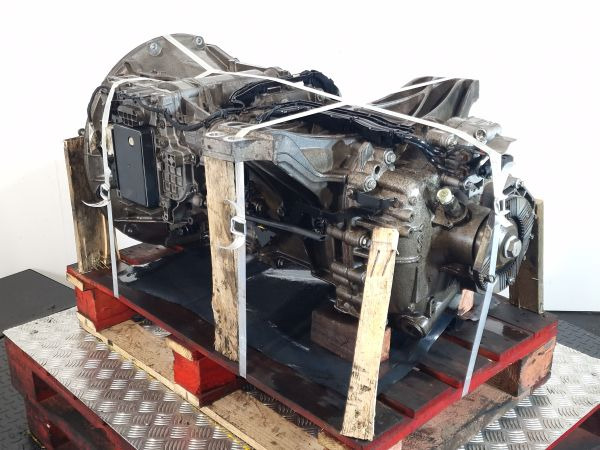 Mercedes Benz G211-12 Gearbox - Sebességváltó: 4 kép. Mercedes Benz G211-12 Gearbox - Sebességváltó: 4 kép.