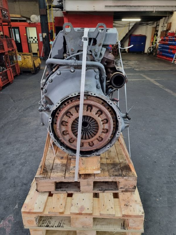 Mercedes Benz OM904LA.II/1-02 Non Adblue Engine (Truck) - Motor - Teherautó: 2 kép. Mercedes Benz OM904LA.II/1-02 Non Adblue Engine (Truck) - Motor - Teherautó: 2 kép.