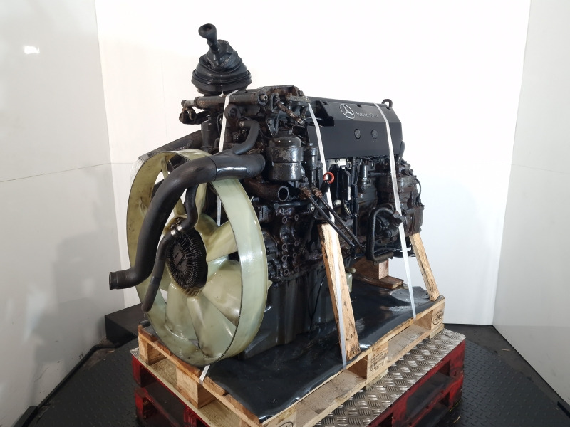 Mercedes Benz OM906LA.II/1-00 Non Adblue Atego spec Engine (Truck) - Motor - Teherautó: 5 kép. Mercedes Benz OM906LA.II/1-00 Non Adblue Atego spec Engine (Truck) - Motor - Teherautó: 5 kép.