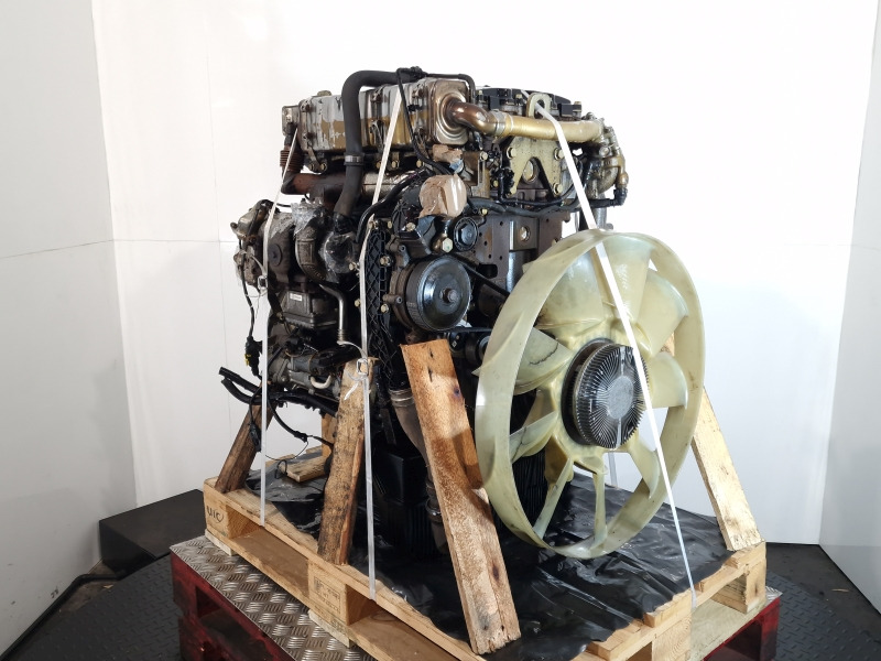 Mercedes Benz OM934LA.6-8-00 Engine (Truck) - Motor - Teherautó: 4 kép. Mercedes Benz OM934LA.6-8-00 Engine (Truck) - Motor - Teherautó: 4 kép.