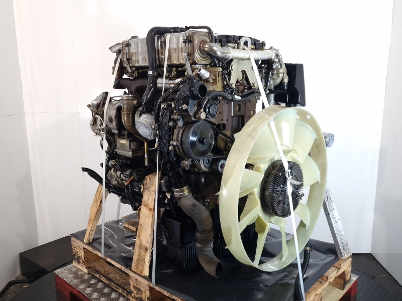 Mercedes Benz OM934LA.6-8-00 Engine (Truck) - Motor - Teherautó: 4 kép. Mercedes Benz OM934LA.6-8-00 Engine (Truck) - Motor - Teherautó: 4 kép.
