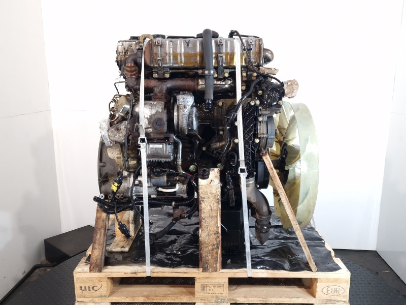 Mercedes Benz OM934LA.6-8-00 Engine (Truck) - Motor - Teherautó: 3 kép. Mercedes Benz OM934LA.6-8-00 Engine (Truck) - Motor - Teherautó: 3 kép.