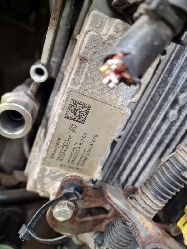 Mercedes Benz OM936LA.6-3-00 Econic Spec Engine (Truck) - Motor - Teherautó: 2 kép. Mercedes Benz OM936LA.6-3-00 Econic Spec Engine (Truck) - Motor - Teherautó: 2 kép.