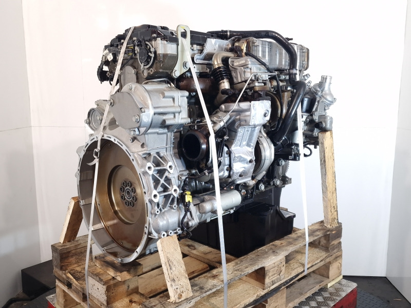 Mercedes Benz OM936LA.E5-2 E9H01 Twin Turbo Engine (Industrial) 935.916 - Motor - Ipari gép: 1 kép. Mercedes Benz OM936LA.E5-2 E9H01 Twin Turbo Engine (Industrial) 935.916 - Motor - Ipari gép: 1 kép.