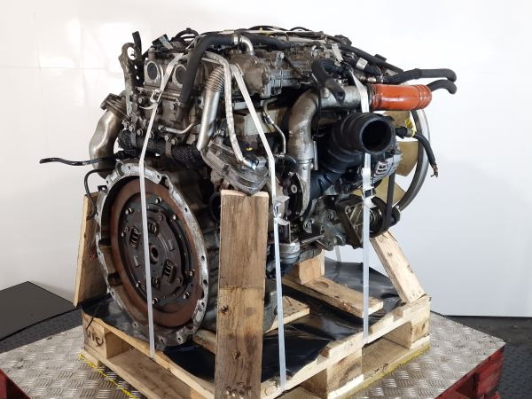 Mitsubishi 4P10-8AT4/F1CE3481Z*D011 Engine (Truck) - Motor - Teherautó: 1 kép. Mitsubishi 4P10-8AT4/F1CE3481Z*D011 Engine (Truck) - Motor - Teherautó: 1 kép.