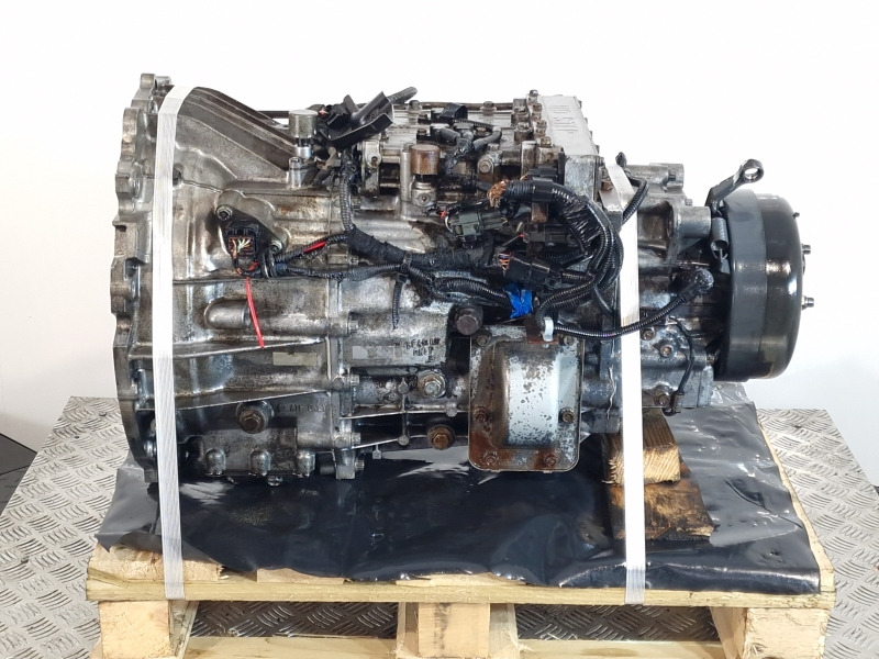 Mitsubishi MO38S6A302 automatic Gearbox - Sebességváltó: 3 kép. Mitsubishi MO38S6A302 automatic Gearbox - Sebességváltó: 3 kép.