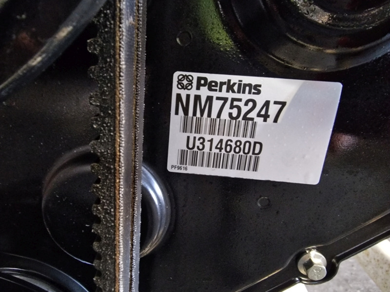 Perkins 1104D-44TA Engine (Plant) - Motor - Építőipari gépek: 4 kép. Perkins 1104D-44TA Engine (Plant) - Motor - Építőipari gépek: 4 kép.