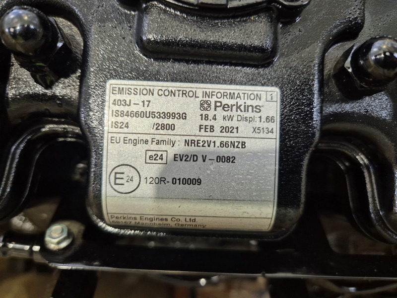 Perkins 403J-17 Engine (JCB Plant) - Motor - Építőipari gépek: 2 kép. Perkins 403J-17 Engine (JCB Plant) - Motor - Építőipari gépek: 2 kép.