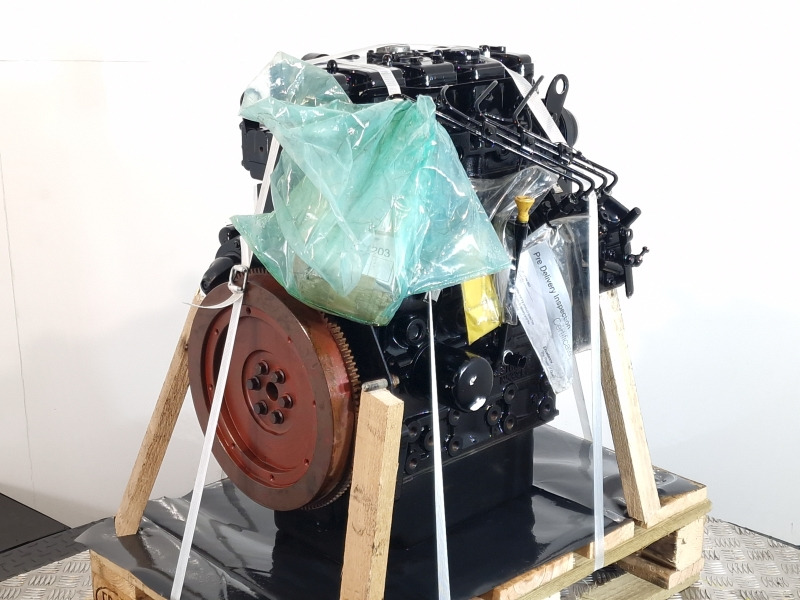 Perkins 404D-22 Engine (JCB Plant) - Motor - Építőipari gépek: 1 kép. Perkins 404D-22 Engine (JCB Plant) - Motor - Építőipari gépek: 1 kép.
