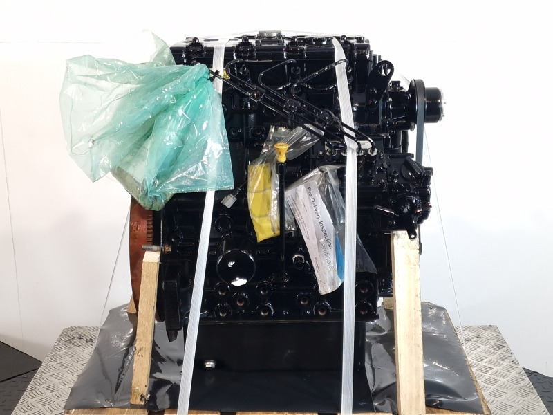 Perkins 404D-22 Engine (JCB Plant) - Motor - Építőipari gépek: 4 kép. Perkins 404D-22 Engine (JCB Plant) - Motor - Építőipari gépek: 4 kép.