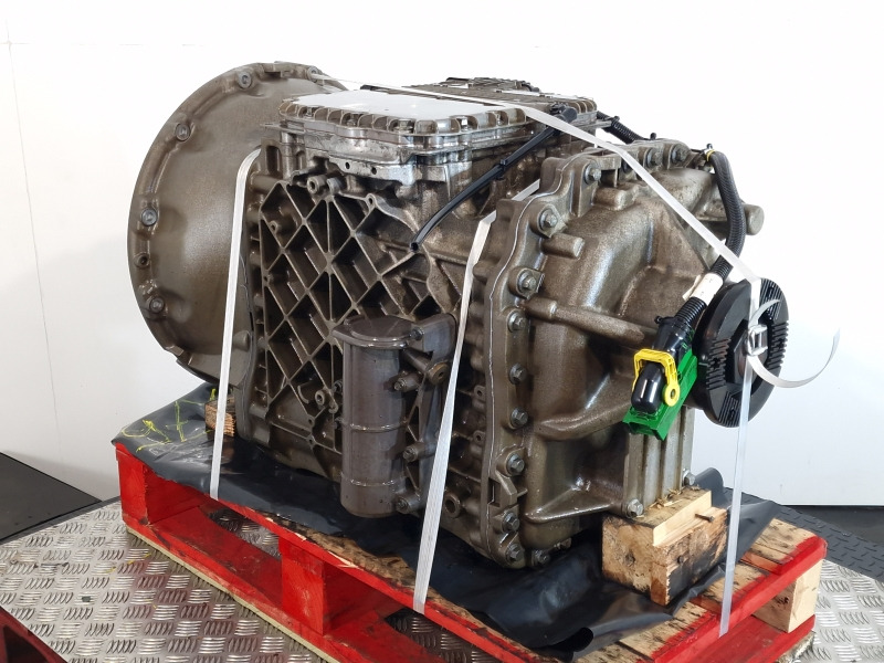 Renault AT2612F Gearbox - Sebességváltó: 4 kép. Renault AT2612F Gearbox - Sebességváltó: 4 kép.