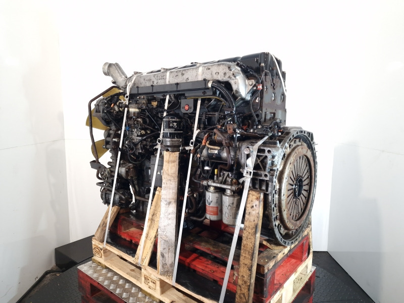 Renault DCI 11 420 (Truck Specification) - Motor - Teherautó: 2 kép. Renault DCI 11 420 (Truck Specification) - Motor - Teherautó: 2 kép.
