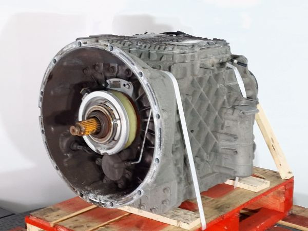 Volvo AT2612D Gearbox - Sebességváltó: 1 kép. Volvo AT2612D Gearbox - Sebességváltó: 1 kép.