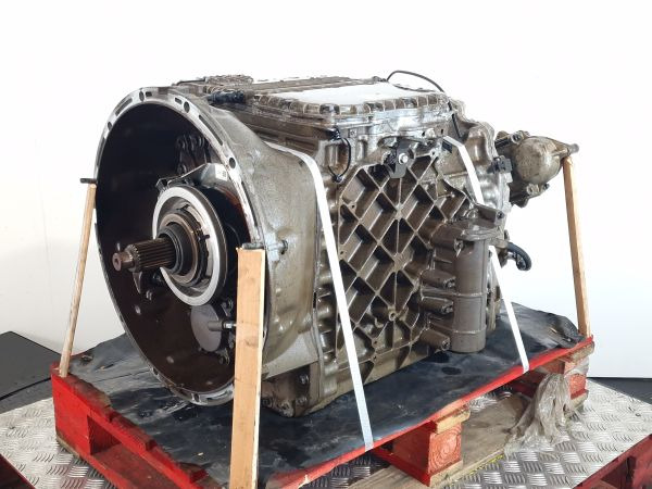 Volvo AT2612F Gearbox - Sebességváltó: 1 kép. Volvo AT2612F Gearbox - Sebességváltó: 1 kép.