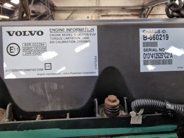 Volvo D13C500S EUV Engine (Truck) - Motor - Teherautó: 2 kép. Volvo D13C500S EUV Engine (Truck) - Motor - Teherautó: 2 kép.