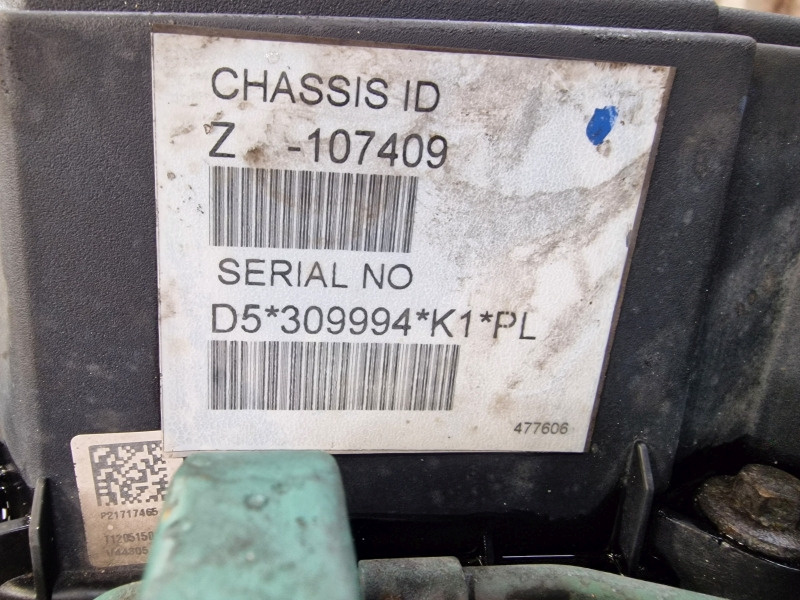 Volvo D5K 210 EUVI Engine (Truck) - Motor - Teherautó: 2 kép. Volvo D5K 210 EUVI Engine (Truck) - Motor - Teherautó: 2 kép.