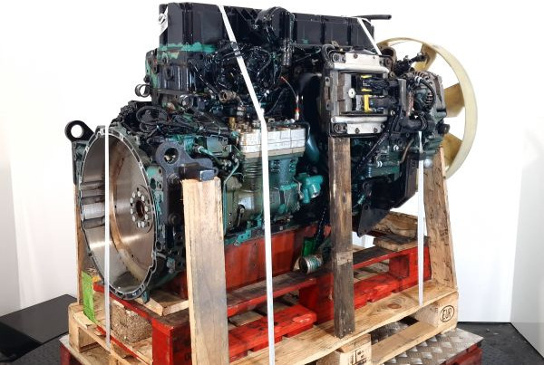 Volvo D7E 240-EC06 Engine (Truck) - Motor - Teherautó: 1 kép. Volvo D7E 240-EC06 Engine (Truck) - Motor - Teherautó: 1 kép.