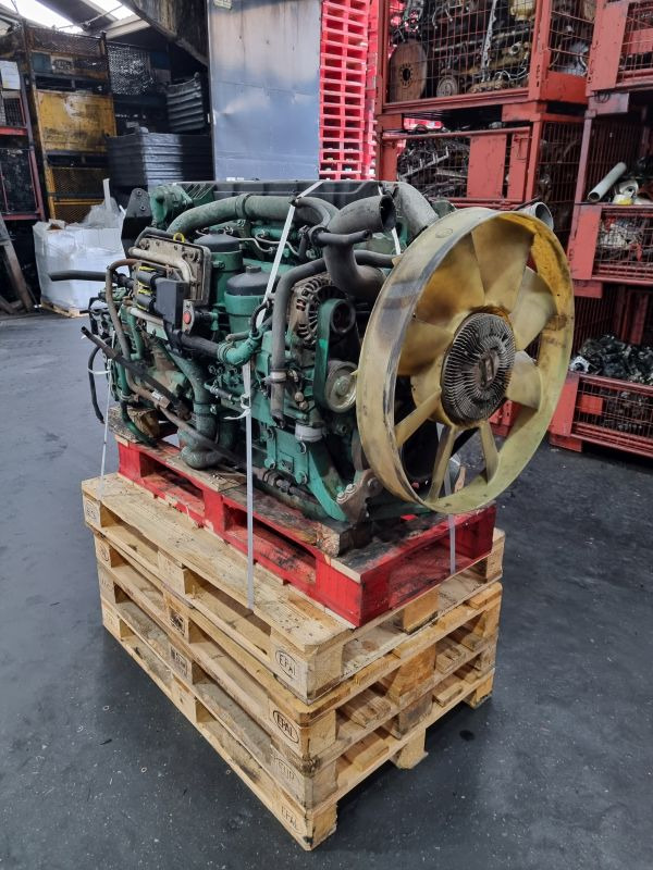 Volvo D7F 300-EUV Engine (Truck) - Motor - Teherautó: 4 kép. Volvo D7F 300-EUV Engine (Truck) - Motor - Teherautó: 4 kép.