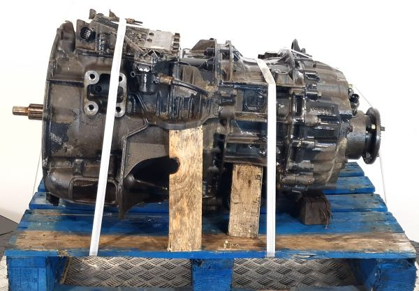ZF 12AS1210TO Gearbox - Sebességváltó: 3 kép. ZF 12AS1210TO Gearbox - Sebességváltó: 3 kép.