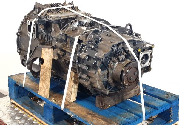 ZF 12AS1210TO Gearbox - Sebességváltó: 4 kép. ZF 12AS1210TO Gearbox - Sebességváltó: 4 kép.