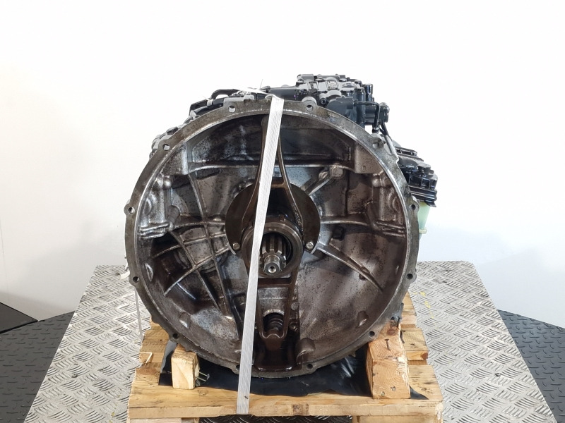 ZF Astronic Lite 6AS1000TO DAF Spec Gearbox - Sebességváltó: 2 kép. ZF Astronic Lite 6AS1000TO DAF Spec Gearbox - Sebességváltó: 2 kép.