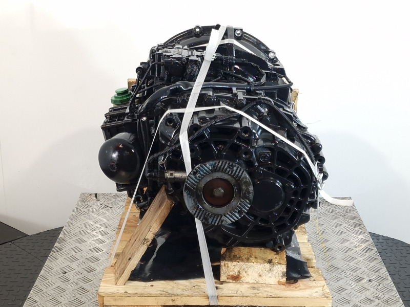 ZF Astronic Lite 6AS800TO Iveco Spec Gearbox - Sebességváltó: 5 kép. ZF Astronic Lite 6AS800TO Iveco Spec Gearbox - Sebességváltó: 5 kép.