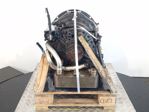 ZF Ecomat 2 6HP602C Gearbox - Sebességváltó: 5 kép. ZF Ecomat 2 6HP602C Gearbox - Sebességváltó: 5 kép.