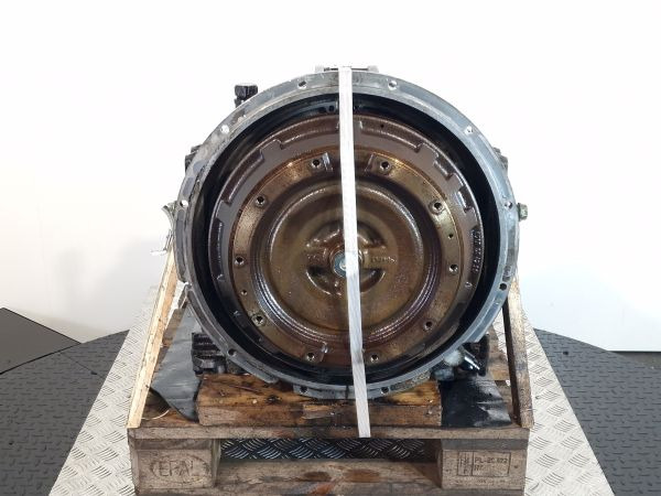ZF Ecomat 4 6HP554C Gearbox - Sebességváltó: 3 kép. ZF Ecomat 4 6HP554C Gearbox - Sebességváltó: 3 kép.