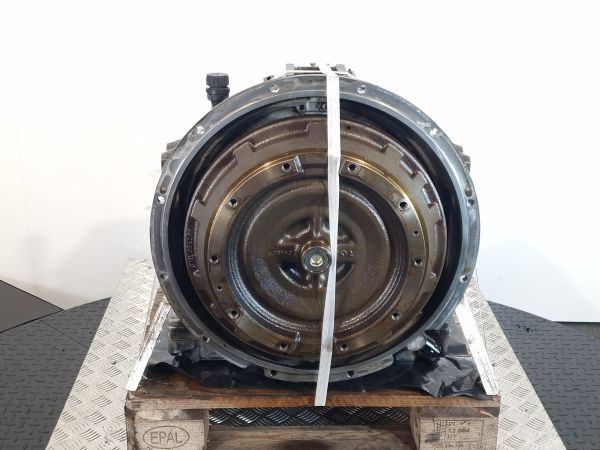 ZF Ecomat 4 6HP554C Gearbox - Sebességváltó: 3 kép. ZF Ecomat 4 6HP554C Gearbox - Sebességváltó: 3 kép.