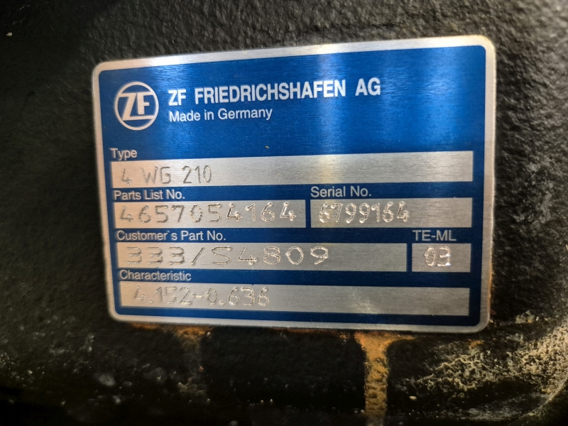 ZF Industrial JCB 4WG210 333/S4809 Gearbox New (Plant) - Sebességváltó - Építőipari gépek: 2 kép. ZF Industrial JCB 4WG210 333/S4809 Gearbox New (Plant) - Sebességváltó - Építőipari gépek: 2 kép.