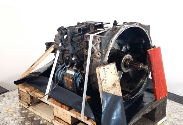 Sebességváltó ZF S5-42 Ecolite Gearbox: 8 kép. Sebességváltó ZF S5-42 Ecolite Gearbox: 8 kép.