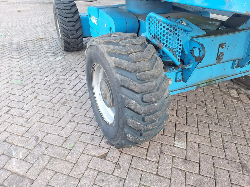 Aichi SP21AJ - Teleszkópos emelő: 5 kép. Aichi SP21AJ - Teleszkópos emelő: 5 kép.