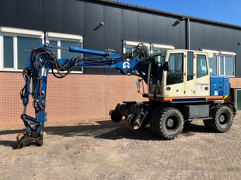 Atlas 160WSR - Gumikerekes kotró: 1 kép. Atlas 160WSR - Gumikerekes kotró: 1 kép.