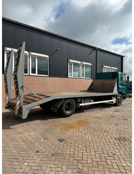 DAF CF 65.220 CF 65.210 - Autószállító teherautó: 4 kép. DAF CF 65.220 CF 65.210 - Autószállító teherautó: 4 kép.