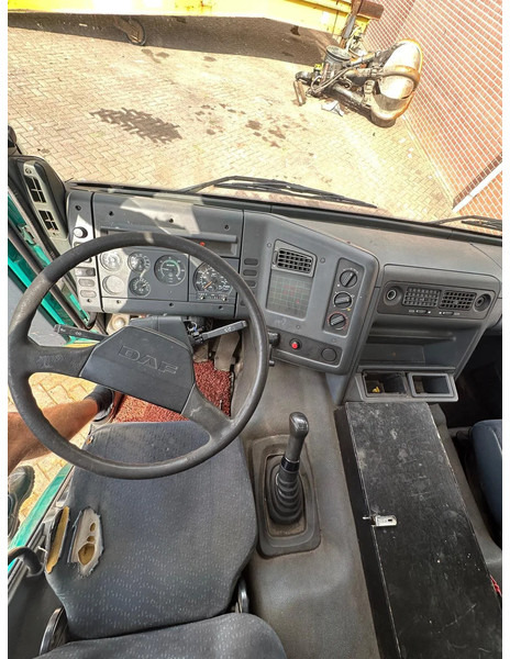 DAF CF 65.220 CF 65.210 - Autószállító teherautó: 5 kép. DAF CF 65.220 CF 65.210 - Autószállító teherautó: 5 kép.