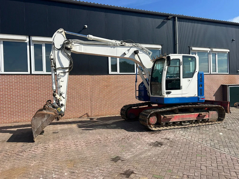 Hyundai ROBEX145LCR-9A - Lánctalpas kotró: 1 kép. Hyundai ROBEX145LCR-9A - Lánctalpas kotró: 1 kép.