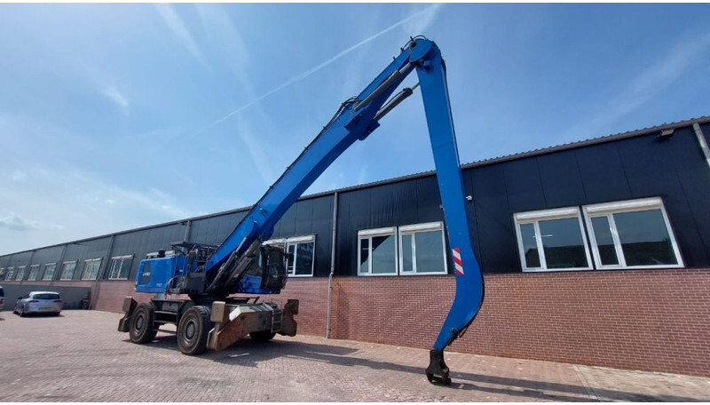 Liebherr LH50M - Hulladék kotró: 4 kép. Liebherr LH50M - Hulladék kotró: 4 kép.
