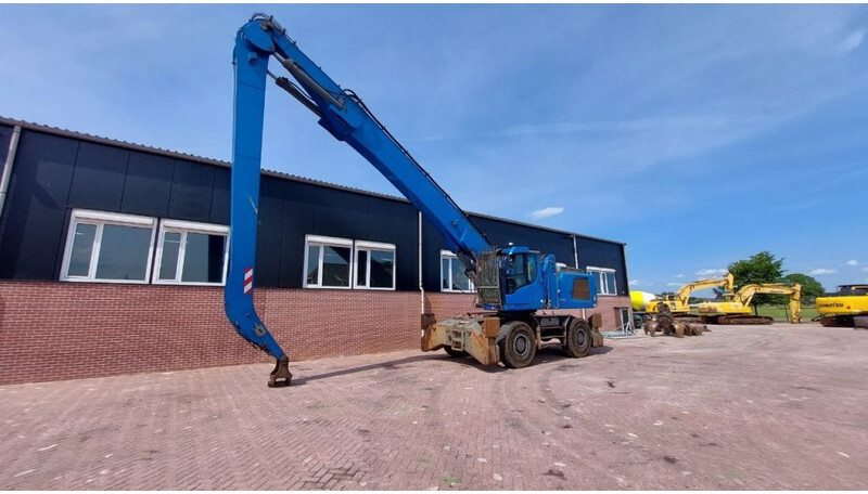 Liebherr LH50M - Hulladék kotró: 1 kép. Liebherr LH50M - Hulladék kotró: 1 kép.
