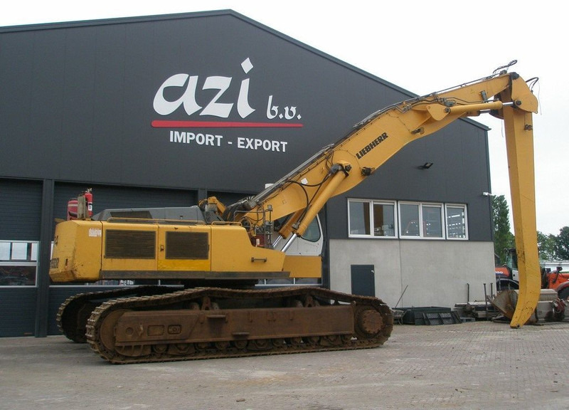 Liebherr R974C - Hulladék kotró: 2 kép. Liebherr R974C - Hulladék kotró: 2 kép.